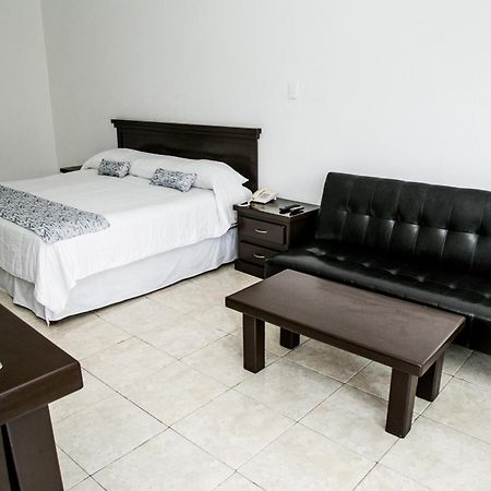 Booking Dioh Monterrey Exterior foto